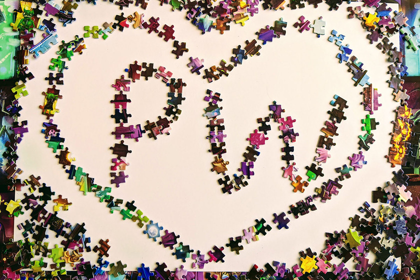 Heart made from jigsaw puzzle pieces to show how much Pennywinks loves puzzles